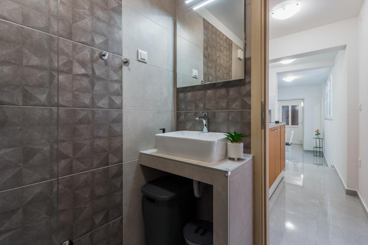 Apartment Lacea Pula Exterior photo